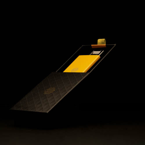 Black Iconic Ultra Slim Lighter