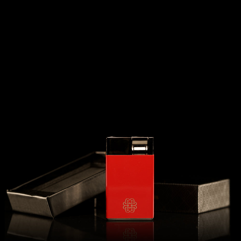 Black Iconic Ultra Slim Lighter