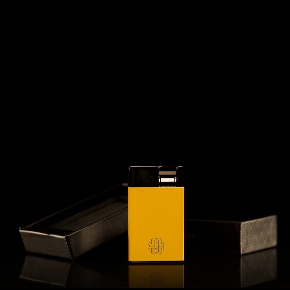 Black Iconic Ultra Slim Lighter